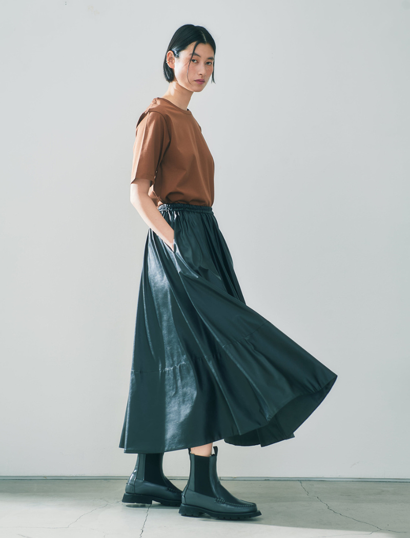 FAUX-LEATHER SKIRT
