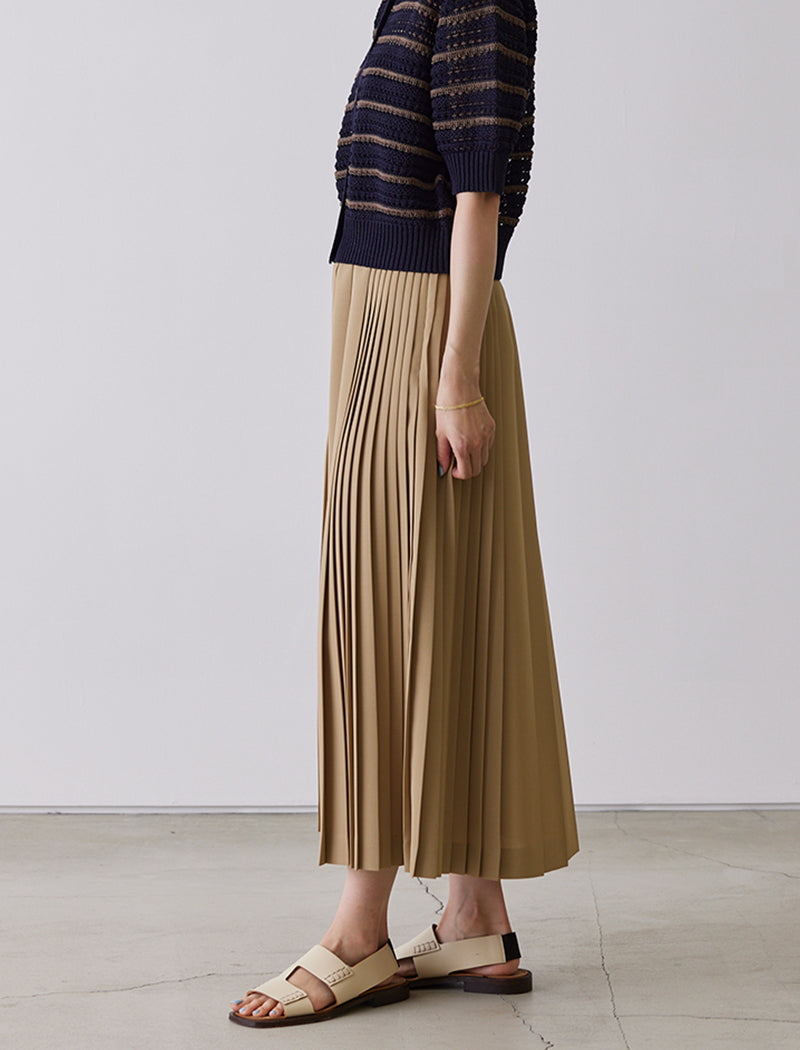 ASYMMETRIC PLEATED SKIRT